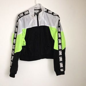 Cropped windbreaker